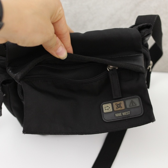nine west fanny pack
